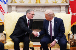 Trump und Starmer schließen historisches US-UK-Handelsabkommen