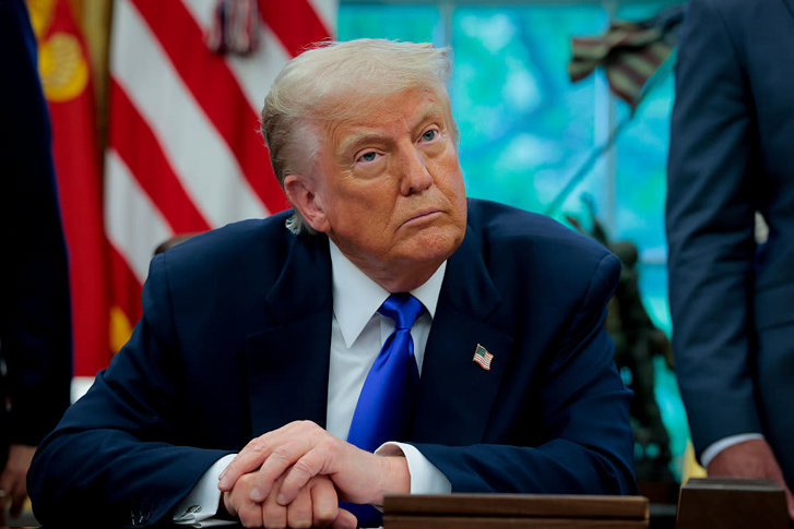 Trump Declares U.S. Victory Days - Trump declares Nov. 11 and May 8 as U.S. Victory Days, saying America never got credit for winning two World Wars.