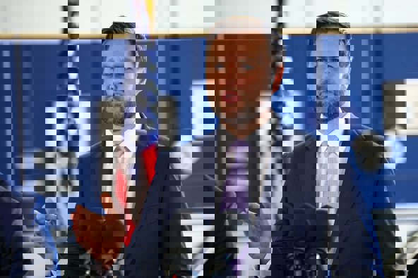 Vizepräsident Vance wirft kalifornischen Politikern Gefährdung von Bundesbeamten vor