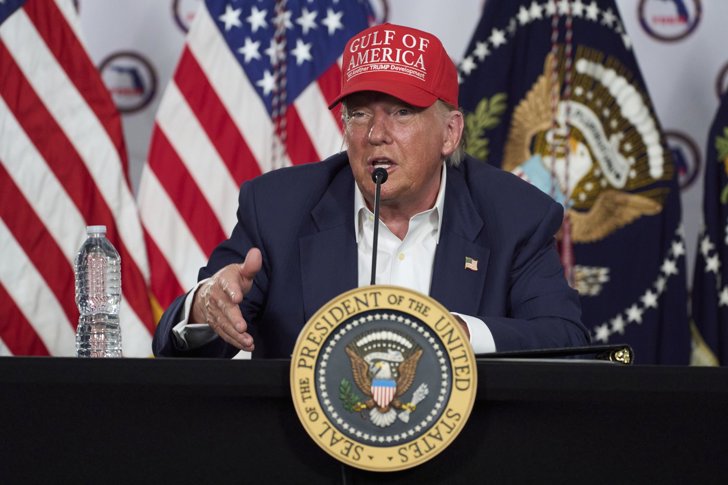 Trumps 3,3-Billionen-Dollar-Gesetz setzt Abstimmungsrekord - Das 3,3-Billionen-Dollar-Gesetz von Trump sorgt für Abstimmungsrekord und parteiübergreifende Debatten zu Steuern, Medicaid und Ausgaben.