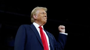 Trump: Tarifeler işe yarıyor, ekonomi iyileşiyor