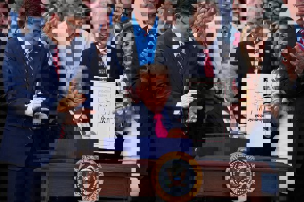 Senato Trump’ın 9 Milyar Dolarlık Kesinti Paketini İlerletiyor