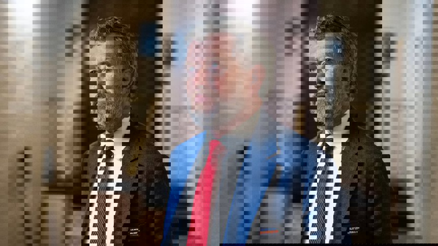 Rep. Massie’s Donations Surge Amid Trump Attacks - Rep. Thomas Massie reports $177K fundraising boost after Trump targets him, as pro-Israel group AIPAC joins escalating dispute.