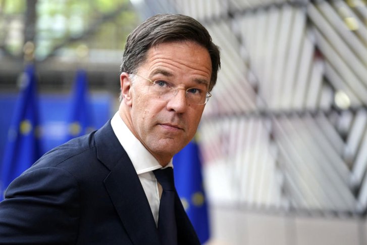 NATO-Chef erklärt 'Daddy'-Spitznamen für Präsident Trump - NATO-Chef Mark Rutte erklärt seinen viralen Spitznamen „Daddy“ für Trump und lobt dessen harte Haltung in den Nahost-Friedensgesprächen.