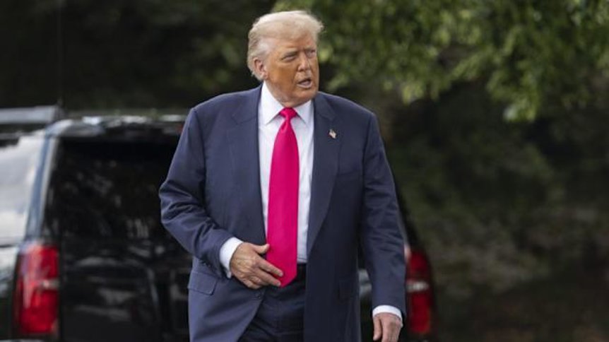 Trump, Teksas'ta Cumhuriyetçilere Yeni Seçim Haritası Baskısı Yapıyor - Trump, 2026 ara seçimleri öncesi daha fazla Cumhuriyetçi koltuğu garanti altına almak için Teksas’ta seçim bölgelerinin yeniden çizilmesini istiyor.