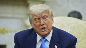 Temsilciler Meclisi Trump’ın 9,4 Milyar Dolarlık Kesintisini Onayladı - Trump’ın dış yardım ve kamu yayıncılığı fonlarını kesme planı Meclis’ten kıl payı geçti, Senato’ya gidiyor.