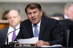Trump unterstützt Senator Mike Rounds für Wiederwahl