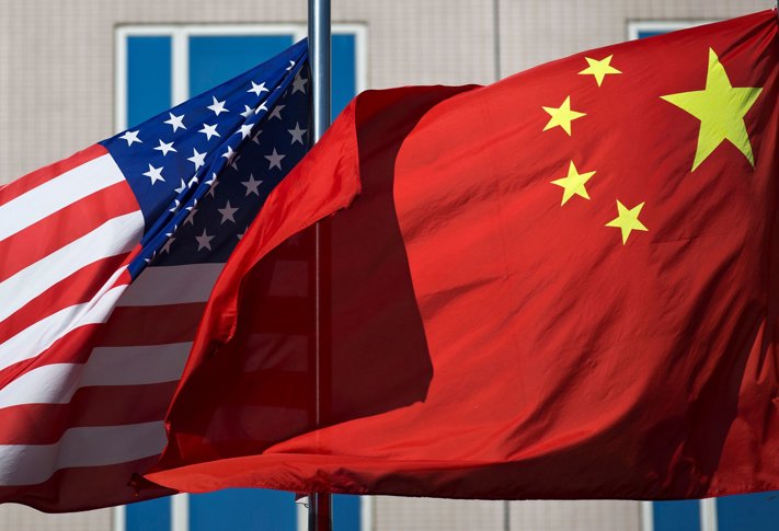 US-China Handelsgespräche starten mit Tarifstreit - Trump schlägt 80% Zoll vor, während die Handelsgespräche zwischen den USA und China in Genf beginnen; beide Seiten bleiben hart.