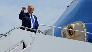 Senat lehnt Trumps Plan für Jet-Geschenk aus Katar ab