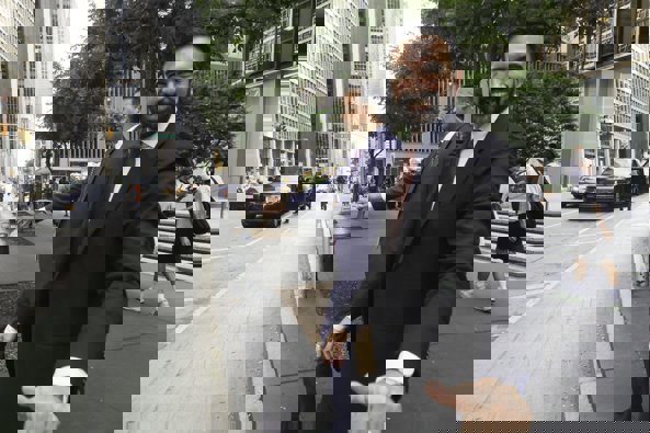 Mamdani'nin Belediye Başkanlığı Yarışı Sosyalizm Tartışmasını Alevlendiriyor