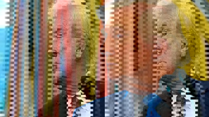 Trump, Putin ve Zelenskiy ile Görüşmeye Açık