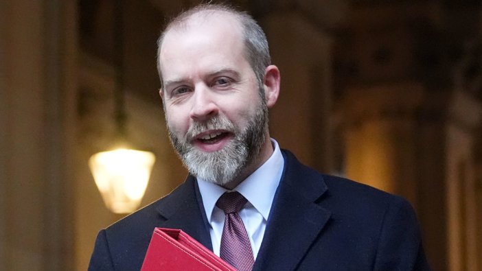 UK Faces US Tariffs Without Exemption
