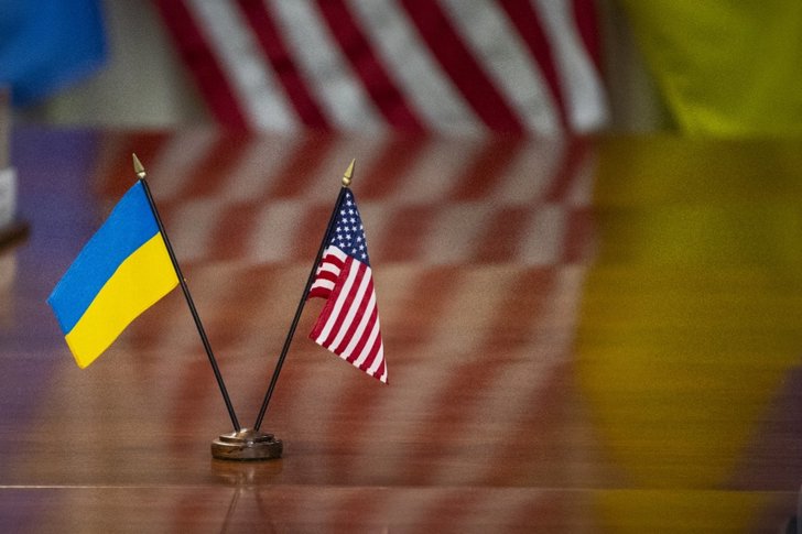 Ukraine, US Seal Minerals Pact; Trump Eyes Peace Talks - Ukraine ratifies US minerals deal; Trump hints at deeper Ukraine peace role and urges caution on Iran.