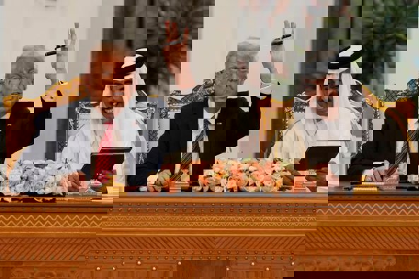 Trump, Katar ile 1,2 Trilyon Dolarlık Anlaşma İmzaladı