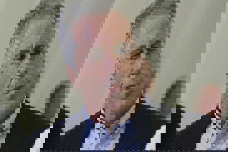 Demokratlar, Epstein Dosyalarının Açıklanmasını ve Cumhuriyetçi Bölünmeyi Gündeme Taşıyor - Demokrat vekiller, Epstein dosyalarının tamamen açıklanmasını isterken, Cumhuriyetçi bölünmeyi öne çıkarıyor.