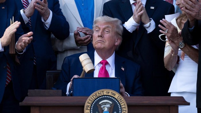 Trump’ın İç Politika Yasası Seçim Savaşını Alevlendirdi