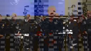 GOP kritisiert Newsoms Besuch und Migranten-Gesundheitspolitik