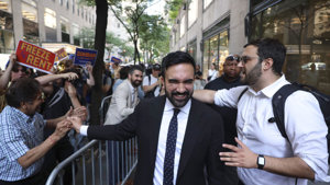 Mamdani gewinnt Bürgermeistervorwahl in New York gegen Cuomo